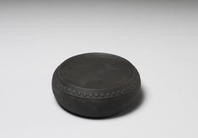 图片[2]-Drum-shaped inkstone with carved inscription and gold lacquer box, Qing dynasty, Qianlong reign (1736-1795)-China Archive